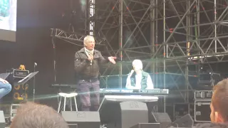 OLIVER ONIONS (Guido & Maurizio De Angelis) "Flying Through The Air" Live @ Lucca Comics - 02/11/17