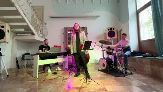 Jazz trio «А3» & Виталий Бакшинский (вокал) - голубой вагон (из м/ф «Чебурашка»)