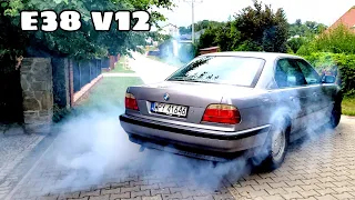 Zagazować i gumę palić do wyszczau - BMW e38 750 z pierwszego roku produkcji - cold start V12