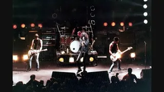 Ramones - Fish Dancehall (Kobe, Japan 26-10-1988)