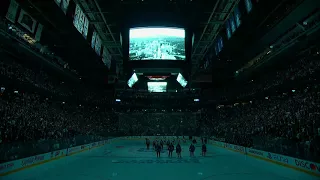 Toronto Maple Leafs hold moment of silence for victims of van attack