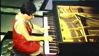 Alicia de Larrocha plays Albéniz - Iberia: El Albaicin (1969 TV)