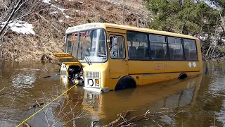 Детский автобус ПАЗ 4х4 на колёсах от ГА3-66! Поставили лебедку!