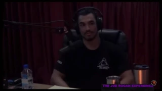 Kron Gracie tells Joe Rogan about the last time he rolled with his dad Rickson Gracie in Jiu-jitsu.