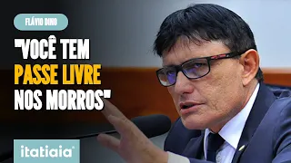 DEPUTADO ÉDER MAURO QUESTIONA ATUAÇÃO DE DINO COM CRIMINOSOS: "TEM PASSE LIVRE NOS MORROS"