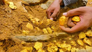 Wow amazing! Find Huge Nuggets of Gold Treasure at Mountain, worth million dollar, mining exciting$$