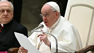 Papst verurteilt "grausamen Krieg" in der Ukraine | AFP