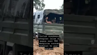 Truk TNI terjebak di jalan penuh lumpur #military #viral #shorts