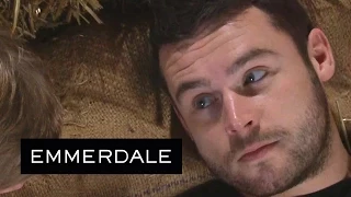 Emmerdale - Aaron Is Struggling To Cover His Feelings For Robert