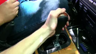 How to Remove a BMW E39 or E38 Shift Knob