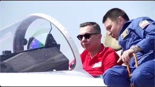 Национальная сборная посетила военный аэродром "Кубинка"