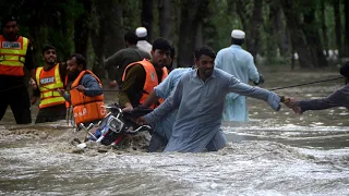 Over 900 killed by monsoon rains, floods in Pakistan