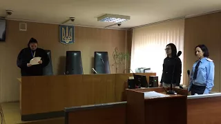 Обвиняемого в надругательстве над флагом Украины, доставят в суд принудительно