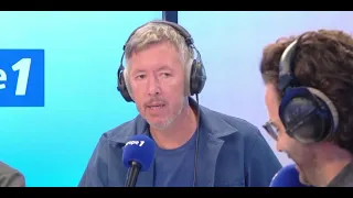 "Si ça fait cinq ans que tu es célibataire, tu es moins exigeant" : La chronique de Jean-Luc Lemoine