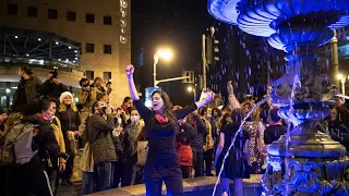 Protesters in Jerusalem continue calls for PM Netanyahu to resign over corruption