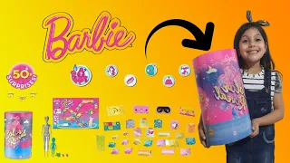 Barbie color reveal | ABRO 50 sorpresas de BARBIE COLOR REVEAL con Barbie y Stacy | Juguetes