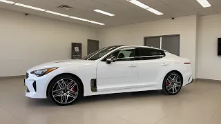 LIVE: 2022 Kia Stinger. The most complete walkaround!