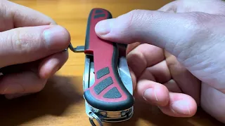 Victorinox forester grip review