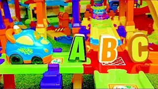 Smart Wheel City: Letter Hunt! VTech Go! Go! Smart Wheels Alphabet Game