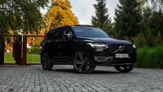 Volvo XC90 - 🇸🇪 The Swede who doesn't age! | T8 Plug in Hybrid 455 HP | Moto Okiem Test