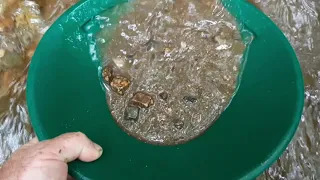 Gold panning NH, White Mountains National Forest.