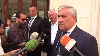 Tajani: "Forza Italia non fa campagna acquisti ma offre un progetto"