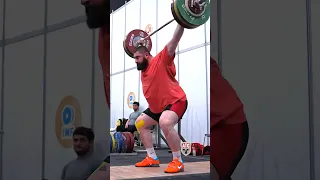 Lasha Talakhadze 🇬🇪 140kg / 308lbs Muscle Snatch + Overhead Squat! #weightlifting