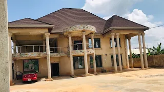 10 bedrooms house for sale at Abrepo Kumasi. 2.2 million Ghana cedis. Call or WhatsApp 0248728111