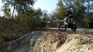 Test Motor BETA XTRAINER 250 BETA 300 RR Enduro Trail Trabas Beta Indonesia