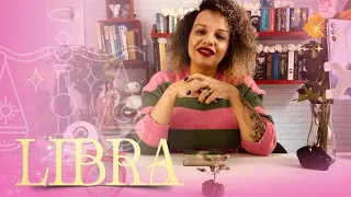 ♎ LIBRA 💜🔥UM GRANDE ELO JÁ EXISTE ENTRE VOCÊS 💍🦋 O AMOR ESTÁ CHEGANDO 🔥💜