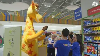 Toys R Us opens first store since its bankruptcy in 2017