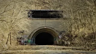 Abandoned PA Turnpike Tunnel Exploration (Rays Hill)