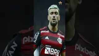 Arrascaeta da cantada em namorada de torcedor do Flamengo #shorts