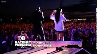 RIHANNA ft. JAY Z Run This Town Talk That Talk & Umbrella Hackney Weekend 2012 ( HD )