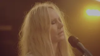Susanna 'Can't Shake Loose' LIVE VIDEO