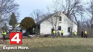 Help Me Hank works with Detroit to remove tons of trash, debris