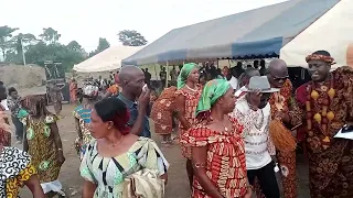 LE DÔGBLÔ, UN RYTHME DIDA QUI AUJOURD'HUI SERT DE BASE A LA MUSIQUE ZOUGLOU ET COUPÉ-DÉCALÉ