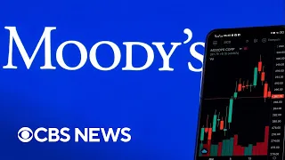 Moody's cuts credit ratings for 10 U.S. banks