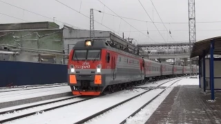 Электровоз ЭП1М-750 с поездом №492 Москва — Ростов-на-Дону