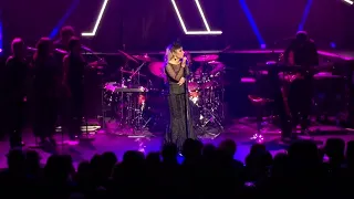 Anastacia - You'll Never Be Alone (Live UC Tour - Paris 2016)