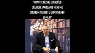 Alek Kavčić i Miodrag Zec o biznisu udžbenika i iskorišćavanju dece radi profita