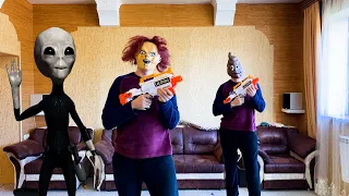 Nerf War Game Alien Invasion Chacky vs Alien Чакки против инопланетянина