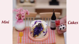 Mini Marble Cake Decorating