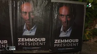 Zemmour, toujours pas candidat, recueille déjà un soutien militant - Reportage #cdanslair 03.07.2021