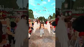 Heart Confetti Tunnel! #SHORT | BLOXBURG ROBLOX | ROBUILDS