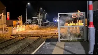 Featherstone level crossing and station (150 273)