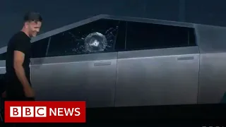 'Armor glass' smashes in Tesla truck demo fail - BBC News