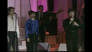 Daniel O'Donnell - Second Fiddle [Live at the Whitehall Theatre, Dundee, Scotland, 1990]