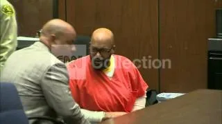 CA:SUGE KNIGHT ROLLED IN COURT HANDCUFFED TO CHAIR