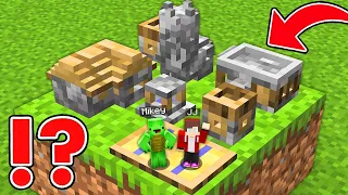 JJ And Mikey Found SECRET SMALLEST Tiny Village - in Minecraft Maizen